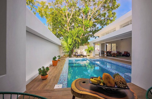 Colonia Centro House | CAMPANA - Private home - swimming pool - near the waterfront
