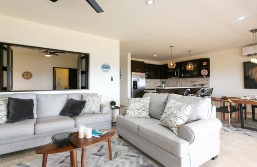 El Tezal Condo | CASA DE PIPPA, Incredible 2B/2B, Ocean/Arch Views!