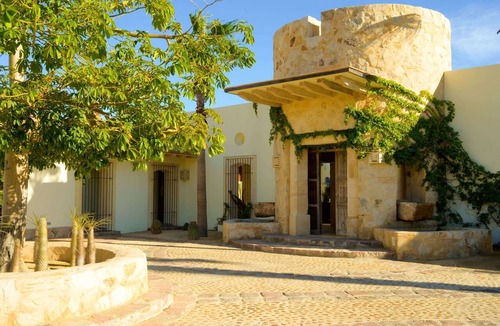 Buzzards Villa | Casa Piedra Blanca by The Agency Baja