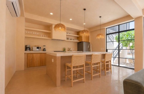 Esterito House | Casa Revo | Pool + 5BR + Steps from the beach