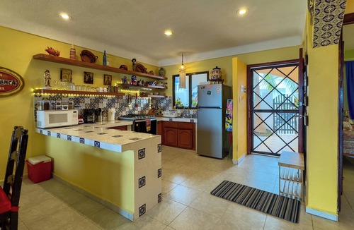 Colonia Meteorologico House | Casa Roca Caribe - 1st & 2nd Floor Suites,4 Bedrooms/3 Bath, Pool, Ocean front