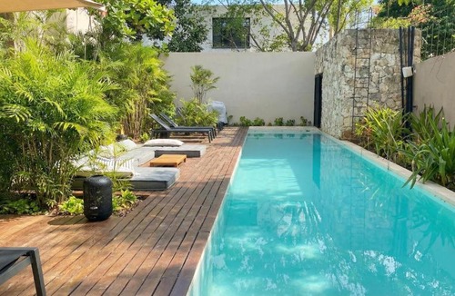 Zona Paseo Montejo Villa | CASA TUUT