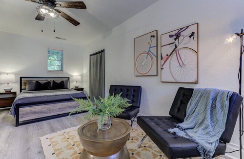 Cooper-Young Historic District House | Central | Bright & Modern | Cooper Young