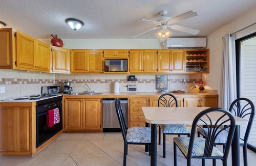 Campo de Golf Fonatur House | Charming golf-view condo with pool, hot tub, terrace & WiFi