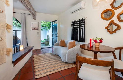 Montecito Cottage | Charming Studio Hideaway in Montecito