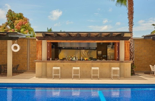 El Tezal Hotel | Chic Coastal Escape in Cabo San Lucas – Steps from Beaches, Marina and Markets