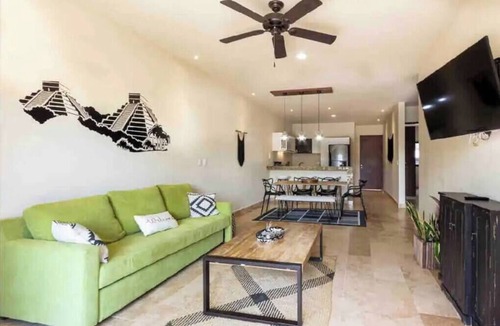 Zama Condo | Chic Rooftop PH 1mi from the beach & private pool