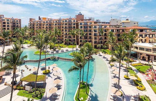 Flamingos Condo | Cozy 2-bedroom condo in charming Bucerías with AC and fitness room