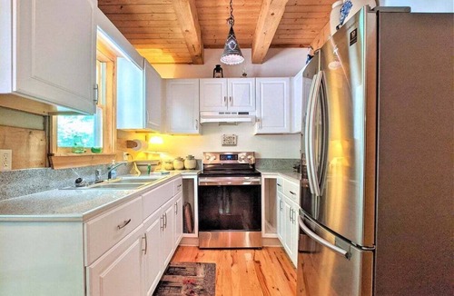 Asheville Cabin | Cozy 3BR/2BA mountain cabin perched at 3600 feet in Western North Carolina.