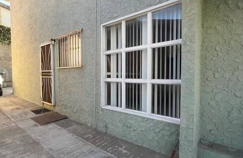Constitucion House | Cozy Retreat in Rosarito Near Beaches and Dining