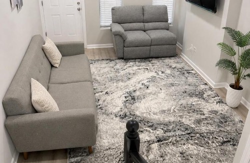 Downtown Baltimore Apartment | CozyHome Walkable to M&T Stadium - Horseshoe - Topgolf