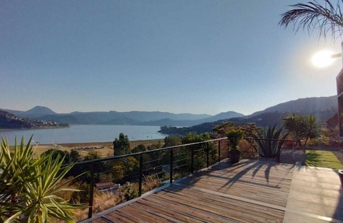 El Santuario House | Designer Home with Spectacular Lake Views, Jacuzzi and Luxury Gardens