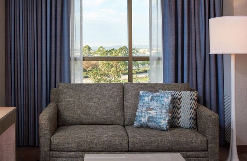 Irvine Hotel | DoubleTree by Hilton Irvine - Spectrum