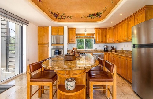 Cabo Bello Villa | DREAM VILLA WITH CABO ARCH AND OCEAN VIEWS; PICKLEBALL MINI-GOLF POOL JACUZZI