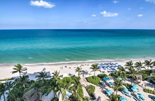 Hollywood South Central Beach Condo | E - Beautiful beachfront property with pool! (Partial Ocean Views)