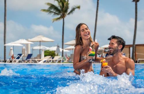 Puerto Morelos Resort | El Beso at Ocean Coral & Turquesa All Inclusive