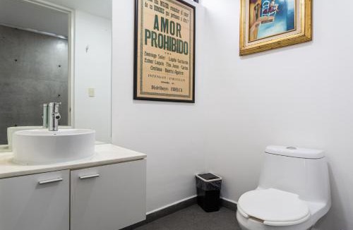 Jimenez Apartment | Elegant Condo in Condesa with Balcony & Pool