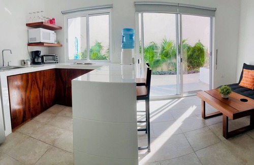 Puerto Morelos House | Entire Aqua Guesthouse ~ Pool ~ 8 Private Apartments