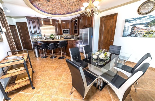 Sandy Beach Condo | Esmeralda Beach Resort 3 Bedrooms Condo B 902