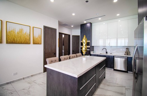 Sandy Beach Condo | Esmeralda Beach Resort 3 Bedrooms Condo C 1101