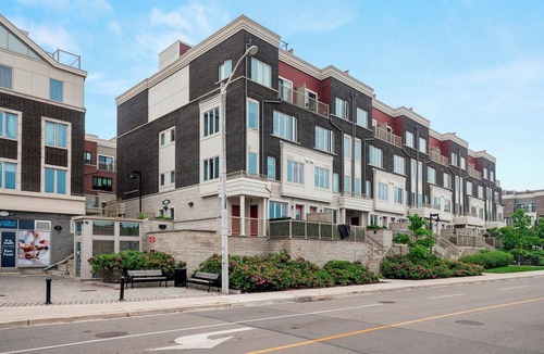 Long Branch Apartment | Etobicoke Suites