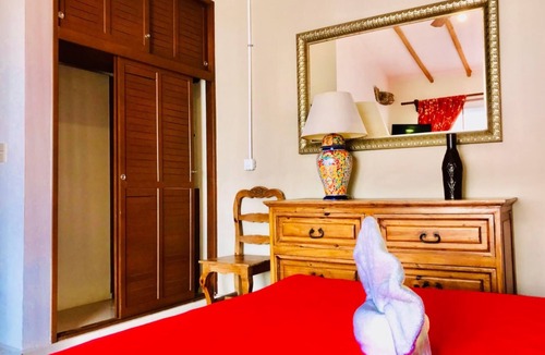 Playacar House | Executive Comfort Triple Room