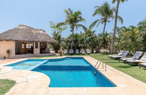 Bacocho House | Experience the Beauty of Puerto Escondido from Your Own Private Retreat