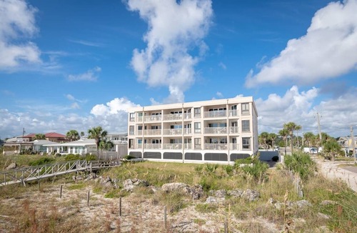 St. Augustine Beach Condo | Fantastic Oceanfront Corner Condo with Panoramic Views and Private Pool