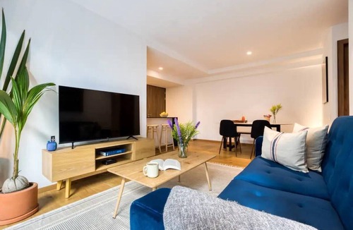 Hipodromo Condesa Apartment | Fully equipped kitchen, internet, comfy beds, business lounge, swim lane.
