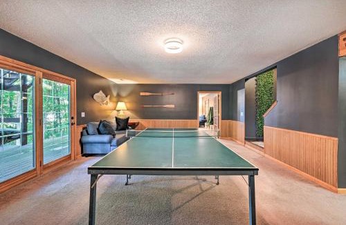 Anderson House | Game Room + Fire Pit! Multi-Level Anderson Home