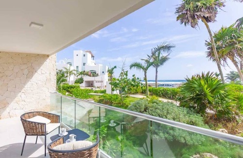 Akumal Condo | Ground-Floor Condo, Beach Club & 5 Rooftop Pools