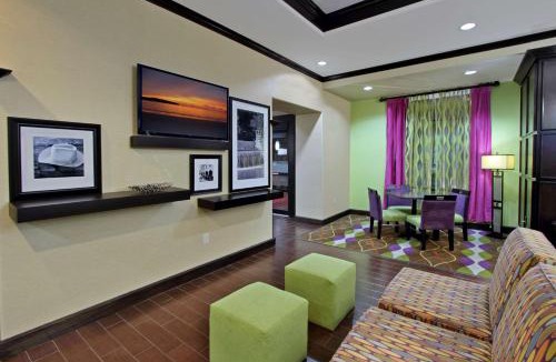 Beeville Hotel | Hampton Inn Beeville