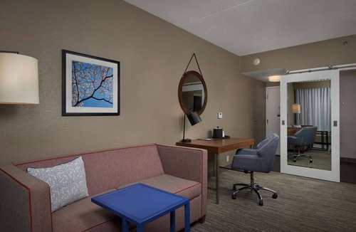 Hanover Hotel | Hampton Inn Hanover