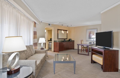 Secaucus Hotel | Harmony Suites