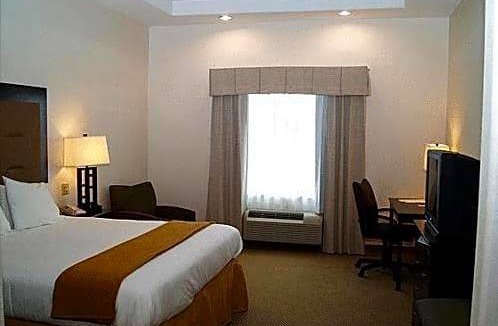 Texas City Hotel | Holiday Inn Express Texas City, an IHG Hotel