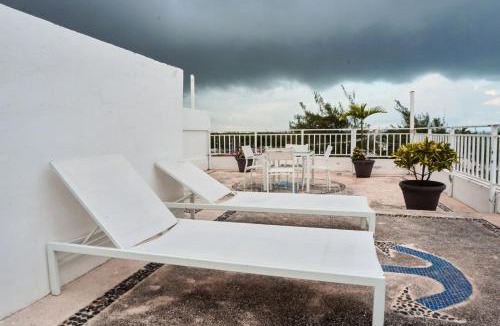 Puerto Juarez Hotel | Hotel Del Sol