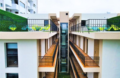 Zona Paseo Montejo Hotel | Hotel Plaza by Kavia