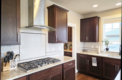 Inglewood-Finn Hill House | Huge, Luxe Retreat with A/C Near Woodinville Wineries