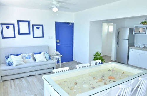 La Gloria Apartment | Isla M Ocean View 2 Bedroom Apart