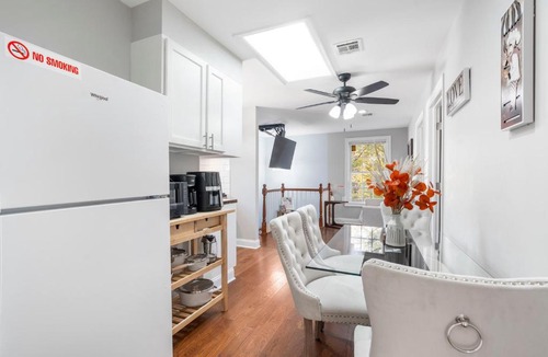 Roselle Apartment | Lacoco Suite