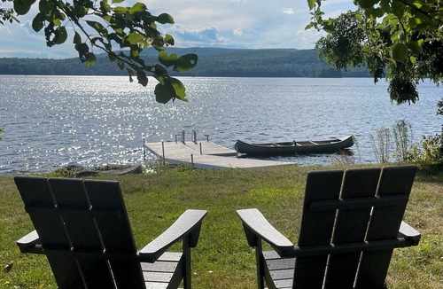 Belgrade Cabin | Lakeside Lodging, Elevated - Walk to Village shops