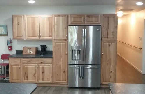 Roseburg House | Large 7 bd 5 bath house. A few miles from wildlife safari. Gourmet kitchen