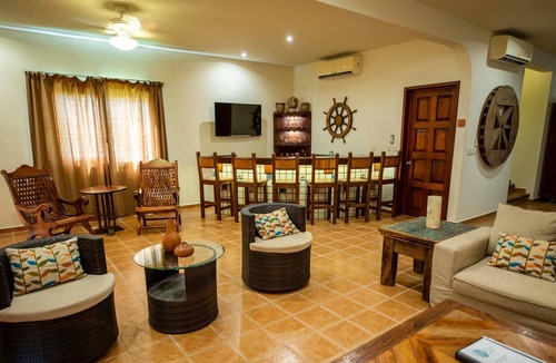 Puerto Morelos Villa | Las Casitas-Playa Fabulous Ocean Front Three Bedroom in Heart of Puerto Morelos