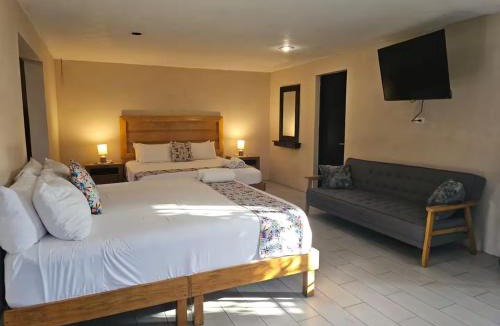 Zona Paseo Montejo Apartment | Loft 37 a 5 mins del Remate Paseo Montejo