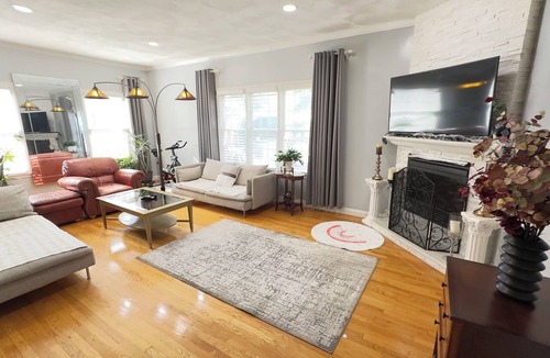 Winchester House | Luxury and Large 3-bedroom house in Winchester close to Boston & Salem