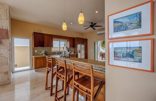 Tulsayab Villa | Luxury Beachfront Villa-Prv Chef, Staff, Pool, Putting Green- Discounts!