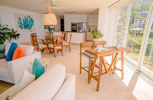 Amapas Condo | Luxury Oceanfront Escape at Indah + Infinity Pools + Views