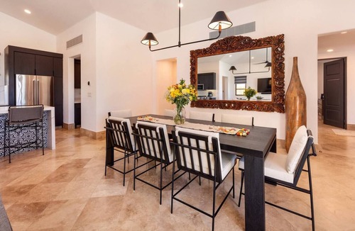 Los Cabos Villa | Luxury Villa | Large Pool, Jacuzzi & Putting Green