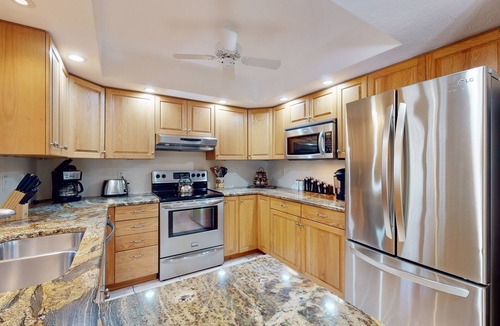 River District House | Manatee River Views River District Home with Lanai | Near Beach & Downtown