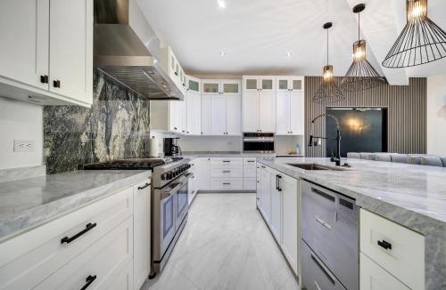 Cabo Bello House | #Marbella Lane - Grand 5BR Oasis Villa Getaway